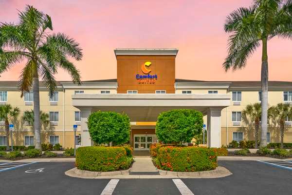 Comfort Suites Sarasota-Siesta Key