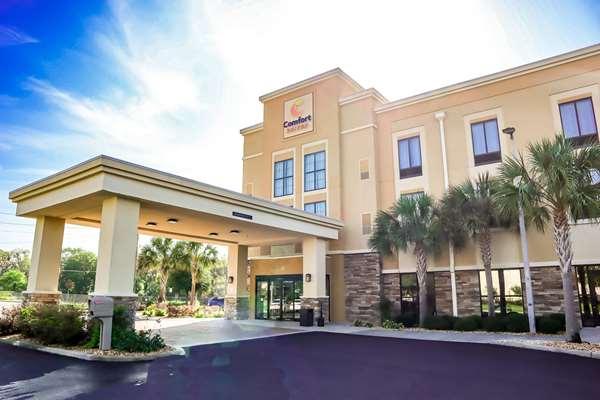 Comfort Suites Near Rainbow Springs