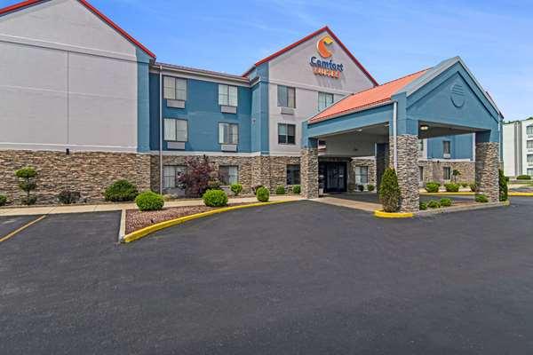 Comfort Suites