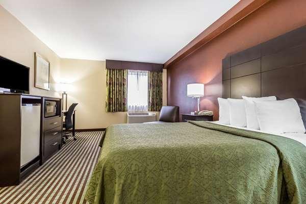 QUALITY INN Mount Vernon at I-57 and I-64