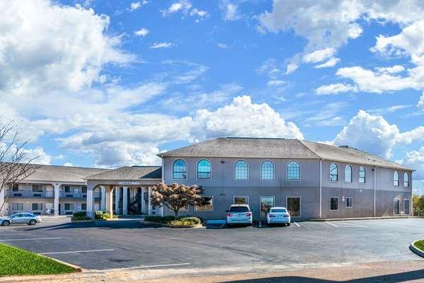 Econo Lodge Inn and Suites Horn Lake - Southhaven