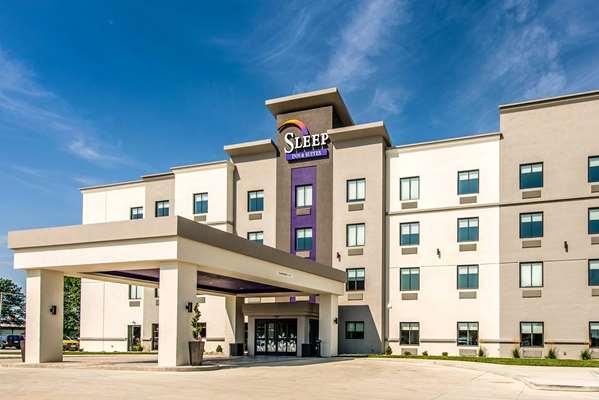 Sleep Inn & Suites