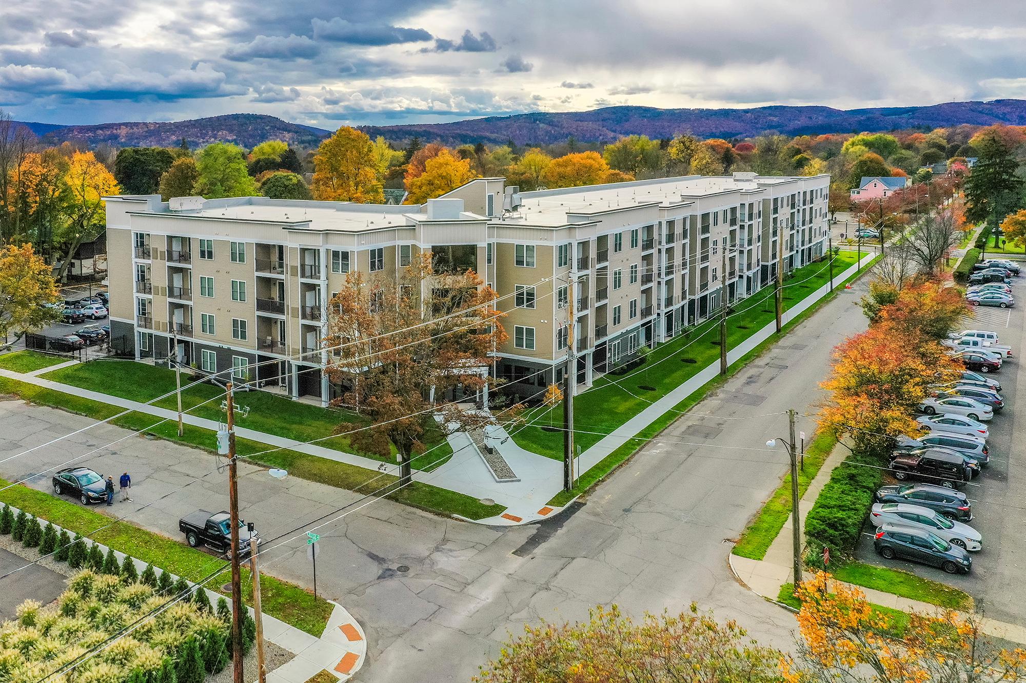 Six67 College Avenue