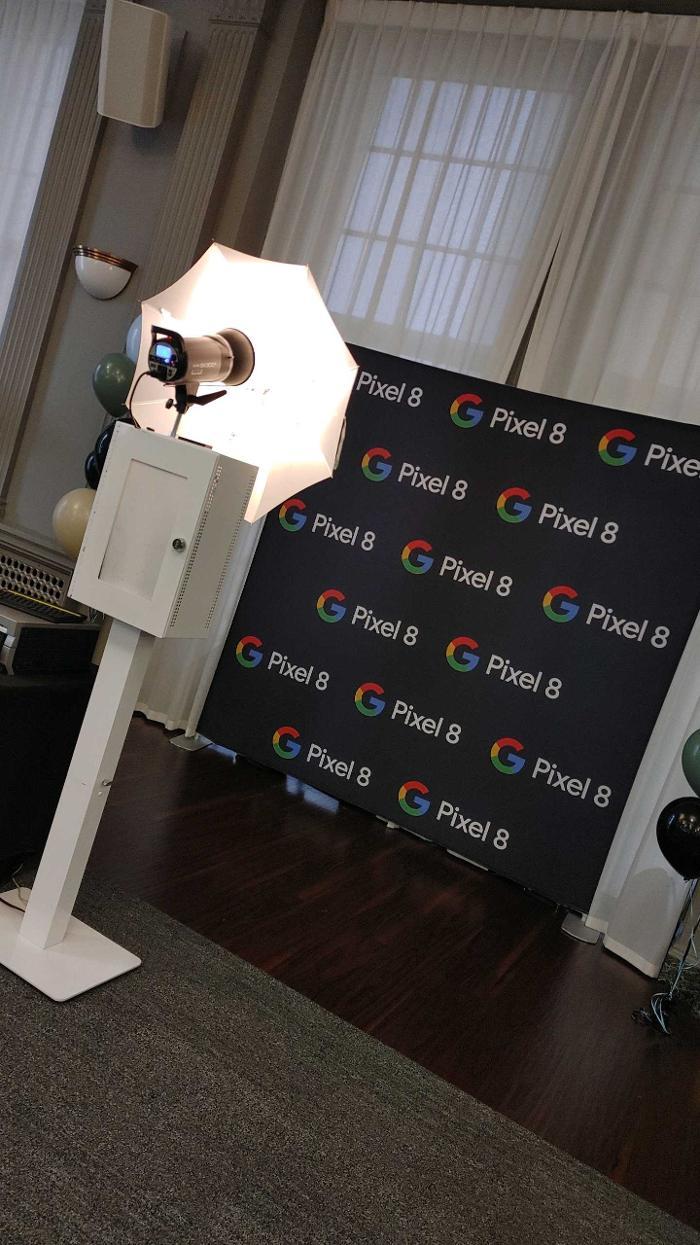 Luxebooth.com Photo Booth Rental