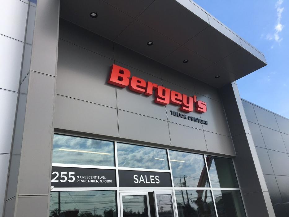 Bergey's Truck Centers