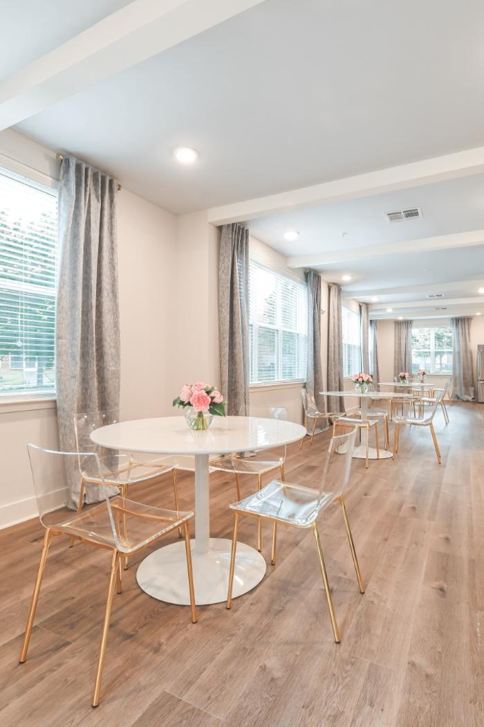 Crown Court Apartments