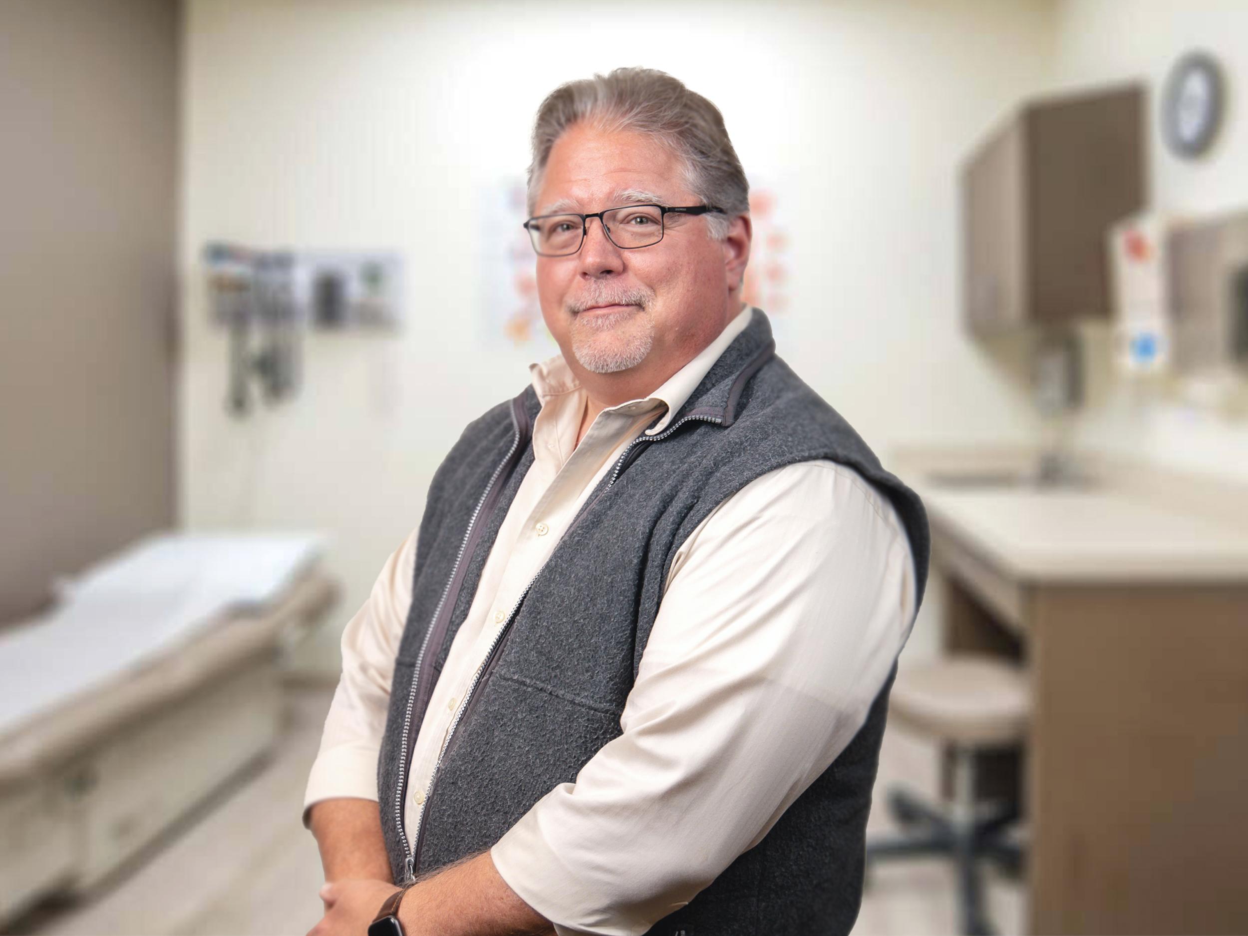 Robert Kirby, LCSW - Oak St Health