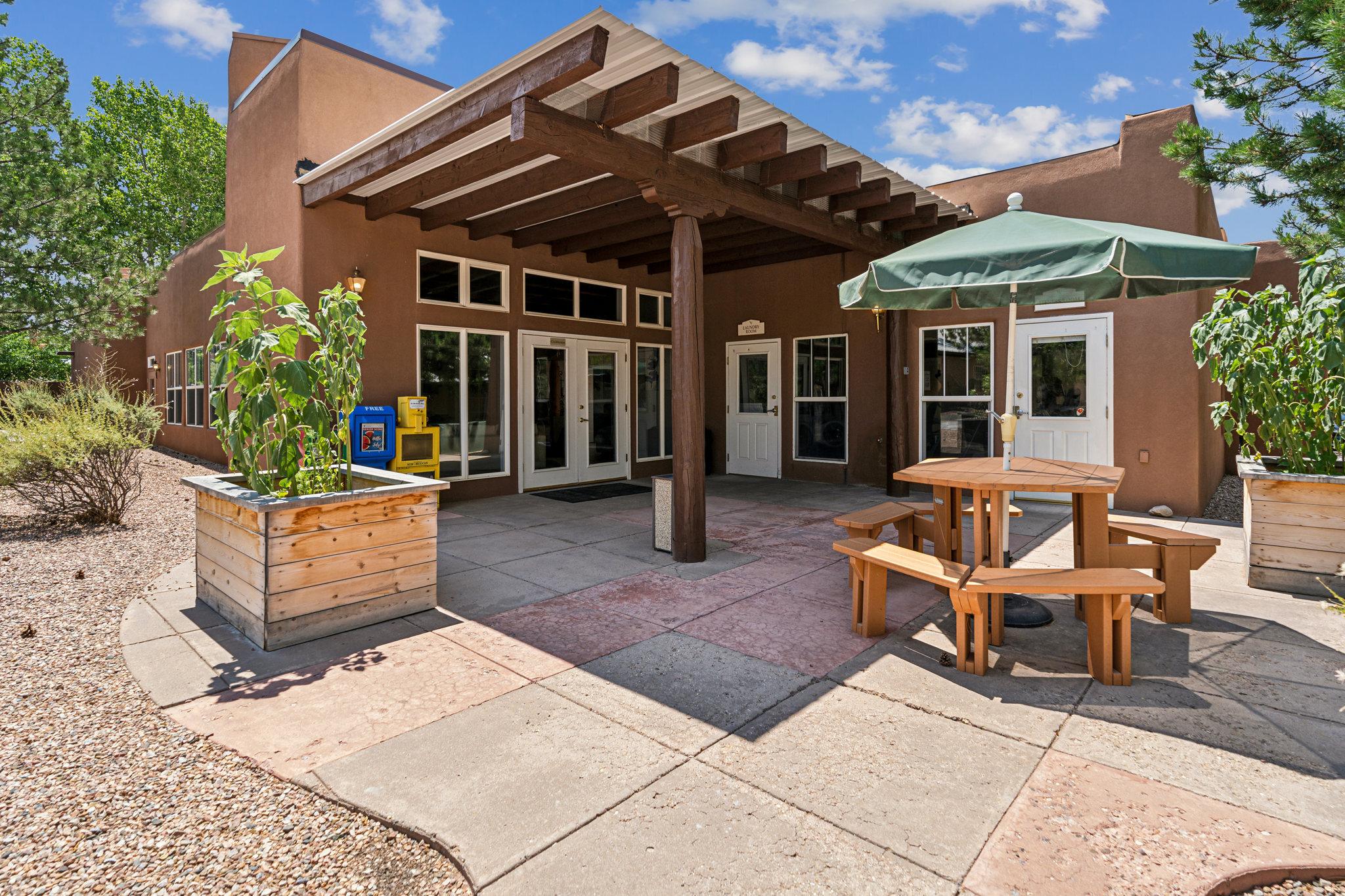 Ventana de Vida Senior Apartments