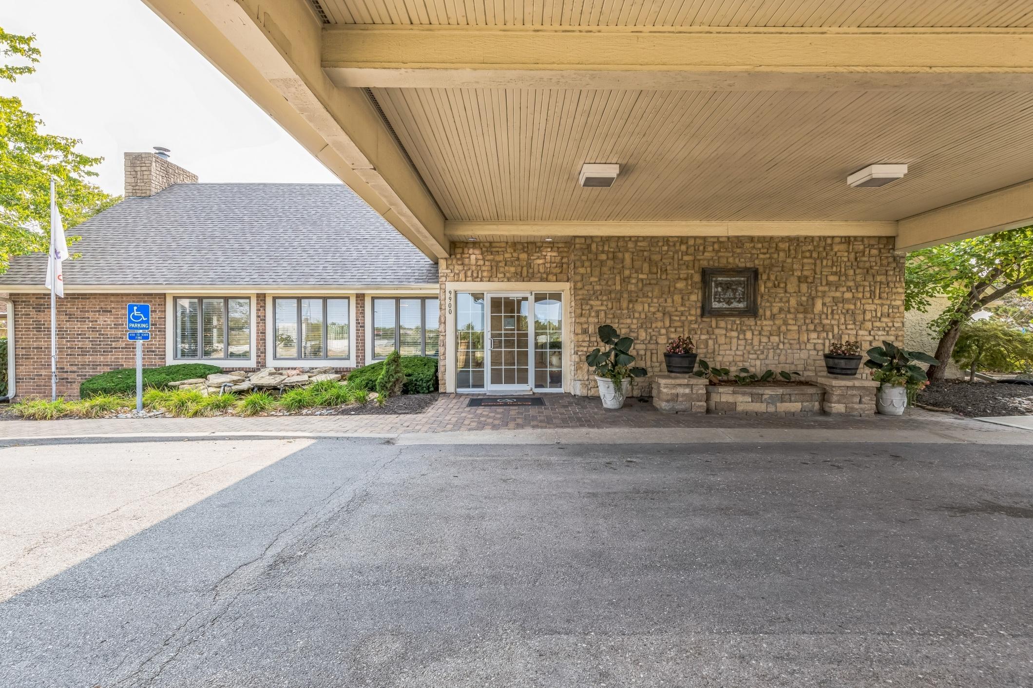 Woodcrest Apartments