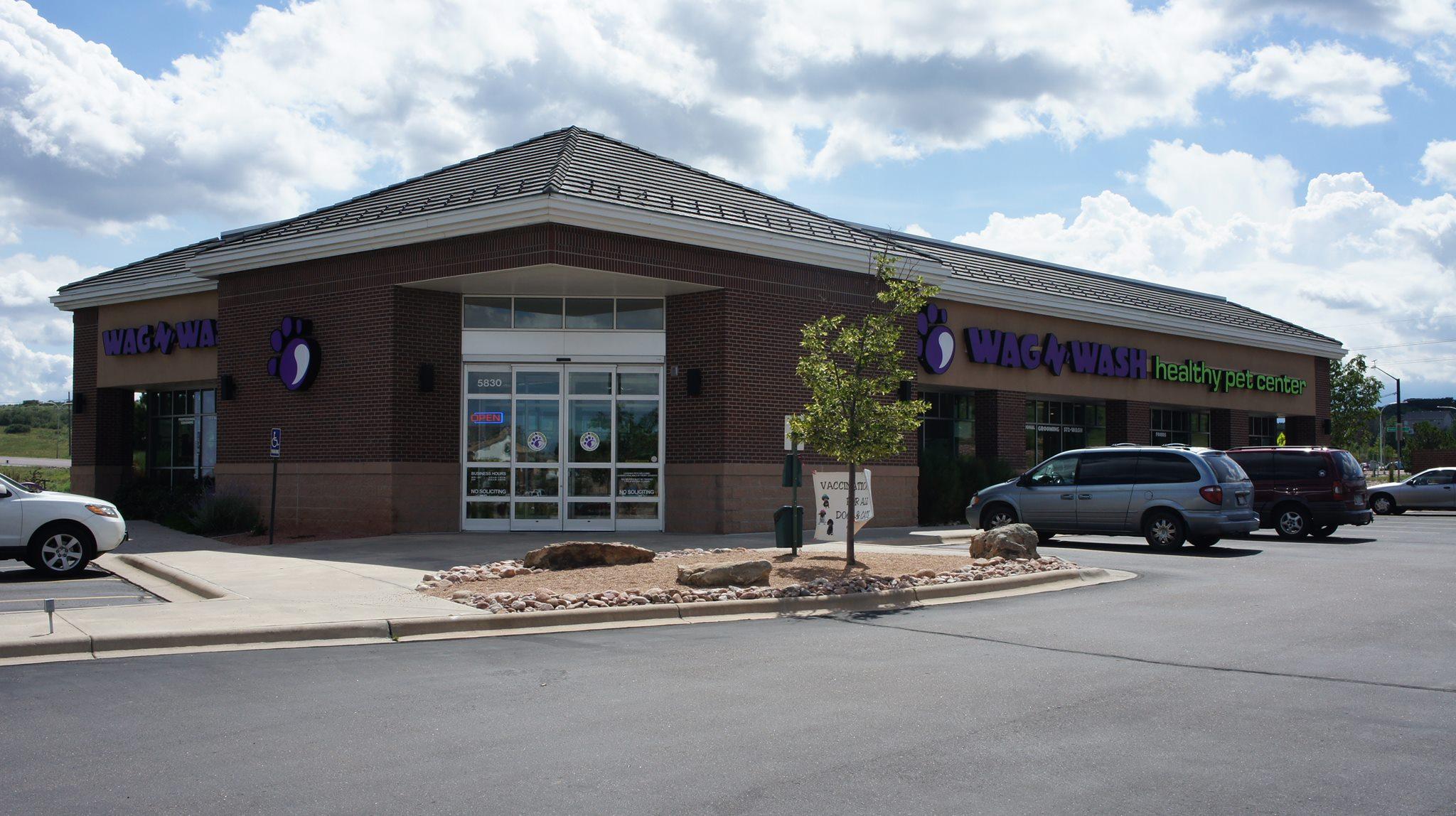 Wag N' Wash Natural Pet Food & Grooming