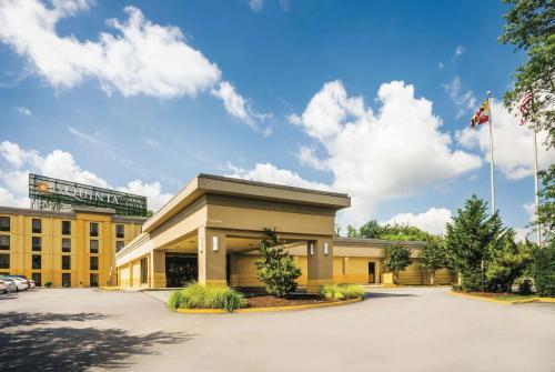 La Quinta Inn & Suites by Wyndham Baltimore S Glen Burnie