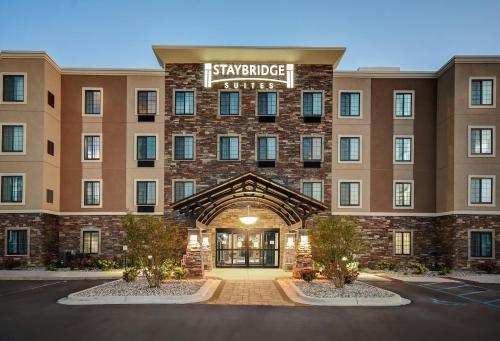 Staybridge Suites Holland, An IHG Hotel