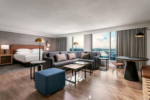 Sheraton Gateway Hotel in Toronto International Airport