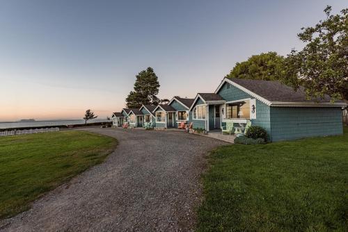 Juan De Fuca Cottages