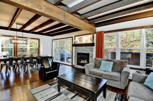 Chalet 9029 Chemin des Alpages by Les Chalets Alpins