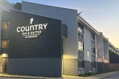 Country Inn & Suites By Radisson, Dunbar-Charleston