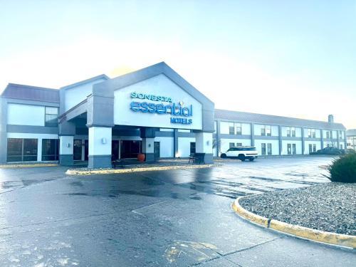 Sonesta Essential