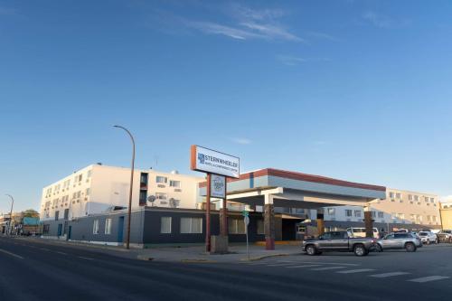 Sternwheeler Hotel & Conference Centre Trademark by Wyndham