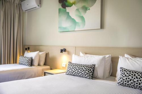 Nightcap at Seaford Hotel