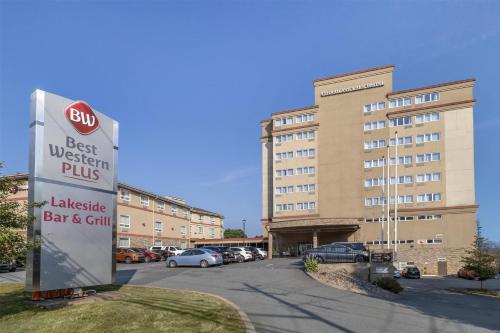 Best Western Plus Chocolate Lake Hotel