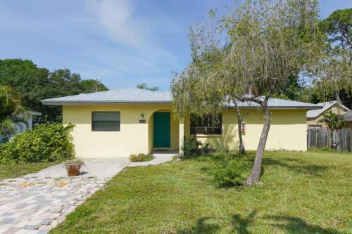 Tropical Fruit Garden