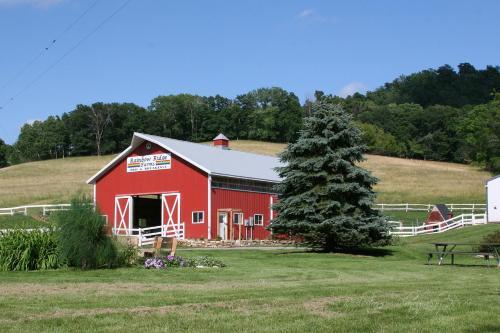 Rainbow Ridge Farms Bed & Breakfast