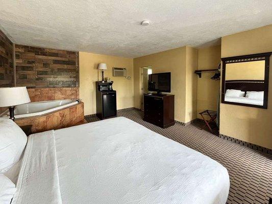 Fairmont Motor Lodge