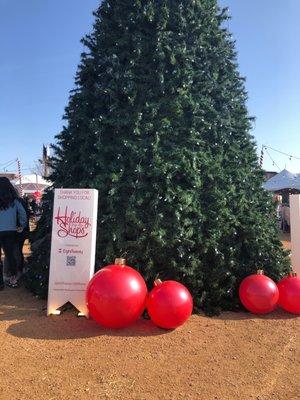 Holiday Pop-Up Shops