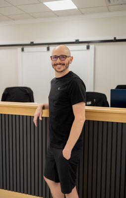 Meet Randell the License Massage Therapist, Medical Massage Practitioner, and Massage Therapy Instructor for Knot Another Hour.