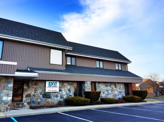 EXIT Towne & Country Realty