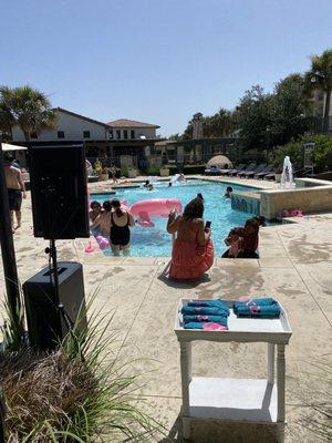 Show Art Entertainment