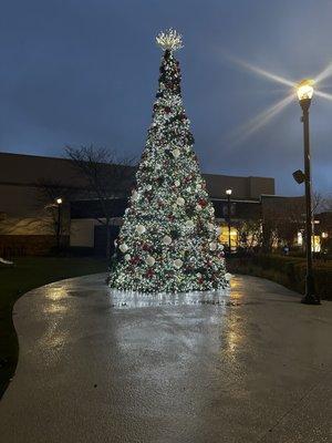 The Shops at Nanuet, A Simon Property