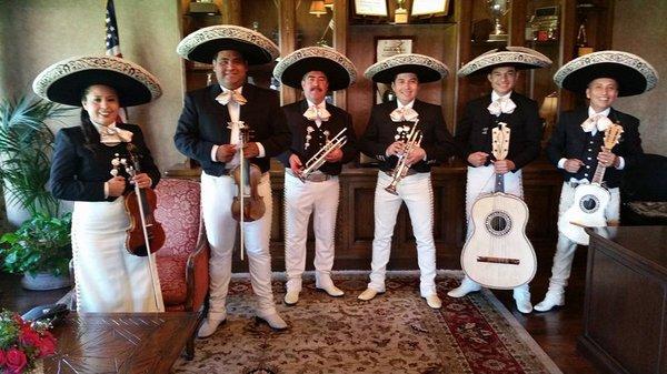 Mariachi Jalisco USA
