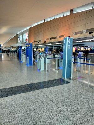 Buffalo Niagara International Airport (BUF)