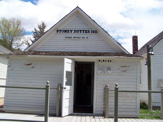 Stoney Buttes School Disctrict #19 built in 1891