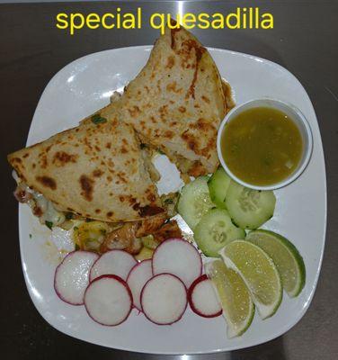Quesadilla especial