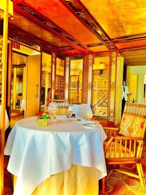 La Mer Nail Institute Salon