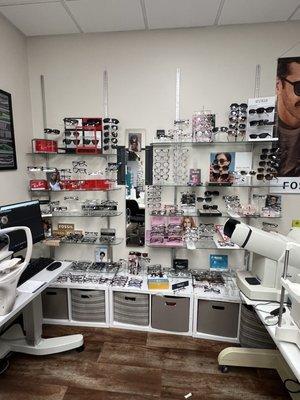 David T Wakabayashi, OD FAAO - Orange County Optometric Center