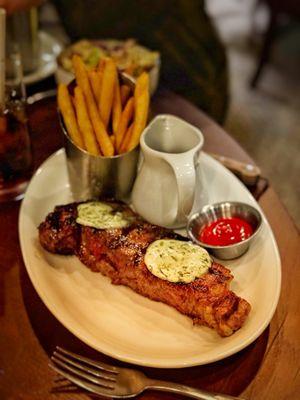 Bounty Hunter Wine Bar & Smokin' BBQ