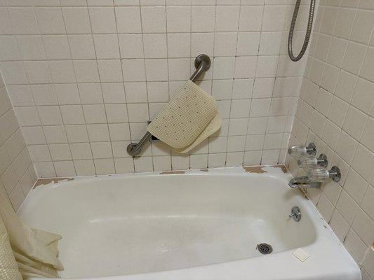 GuestHouse Inn & Suites