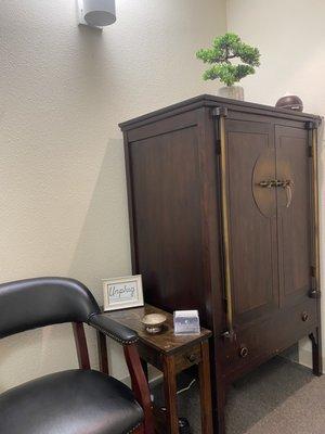 sitting area in private treatment room 2