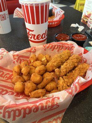 Freddy's Frozen Custard & Steakburgers