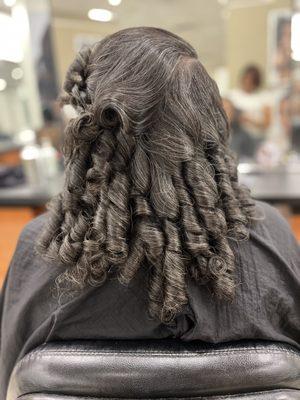 Soulful Beauty Salon & Suites