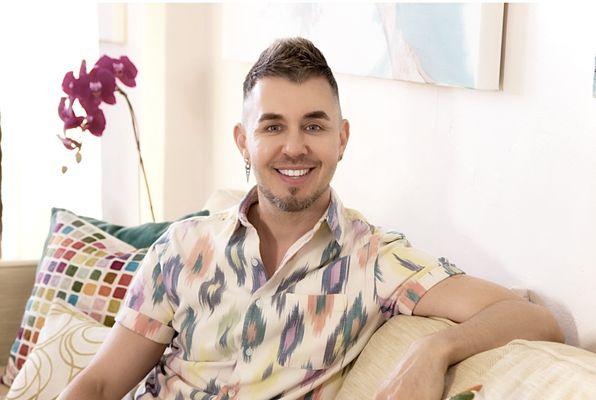 Brendan Hall : The Love Therapist