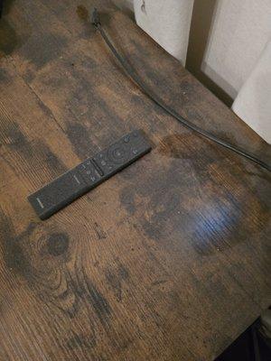 You can literally see the outline of where an Xbox controller was.