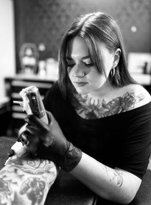 N The Skin Tattoos & Body Piercings