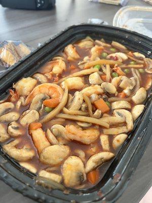 The Mandarin Chinese Restaurant