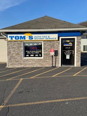 Tom's Auto Tag and Notary Service