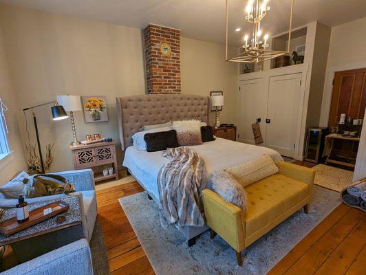 Boone's Lick Trail Inn Bed & Breakfast