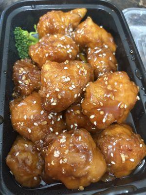Amazing Sesame Chicken (white meat and light batter)